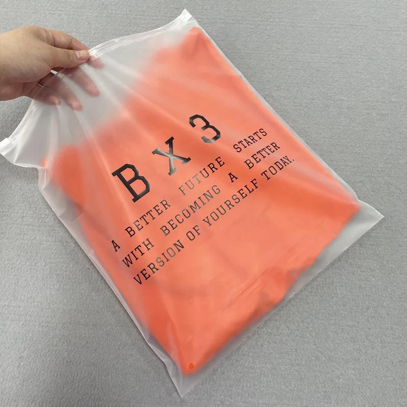 

Wholesale Clear Plastic Packaging Bag For Clothing Package T-shirt Zip Lock Plastic Bag With Custom Logo