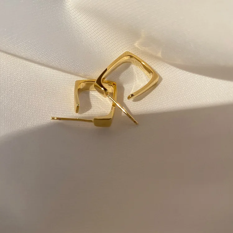 

S925 Silver needle Geometric Metal Hoop Earrings Irregular C Shape Hoop Earrings, As the picture