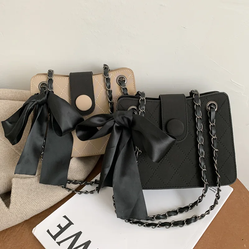 

Custom 2021 Fashion Oem Ladies Shoulder Bags Classic Women Crossbody Bags With Scarf, Accept customized color