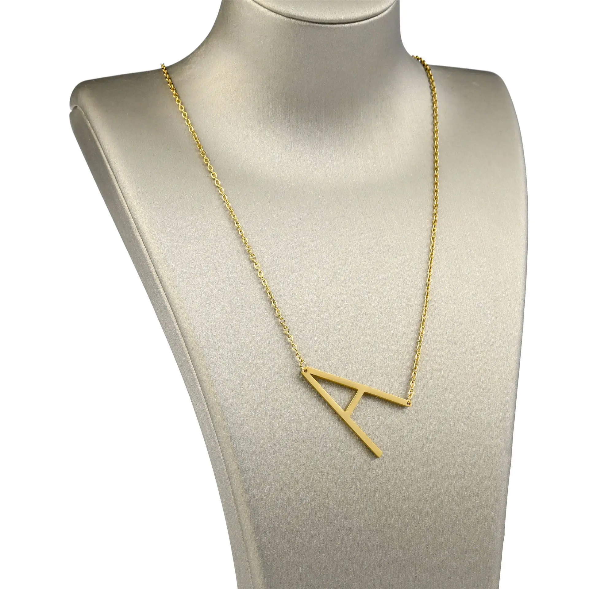 

2021 Hot selling alphabet necklace stainless steel pendant gold for women