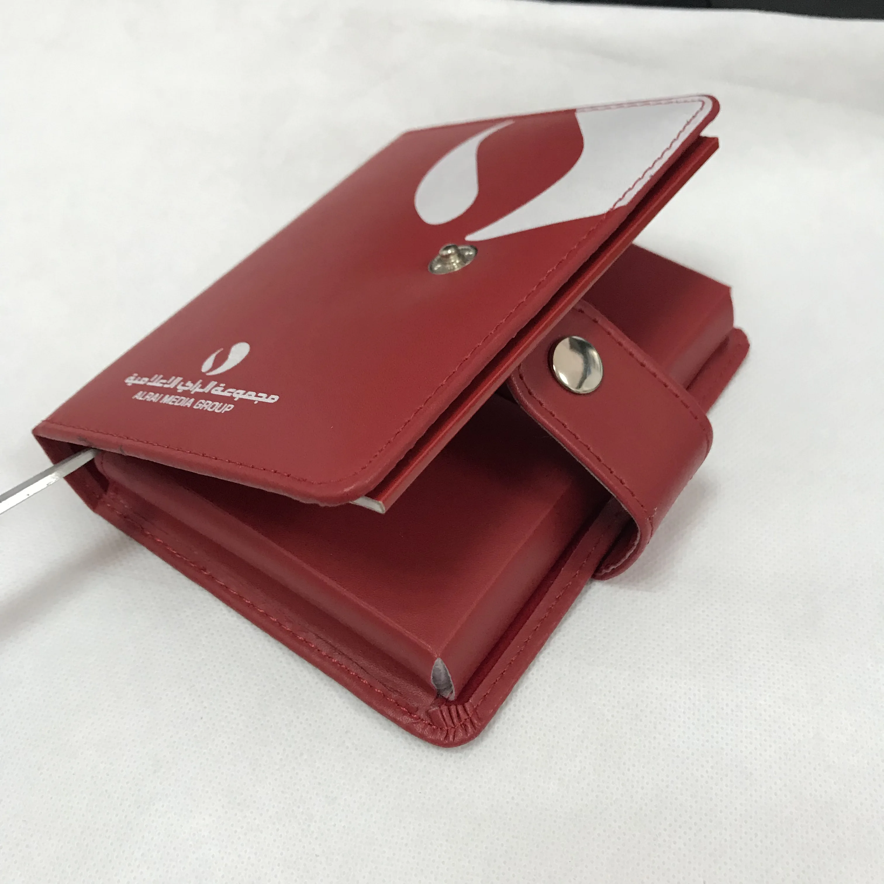

Gift Custom Playing Card Set Printing with PU Leather Case