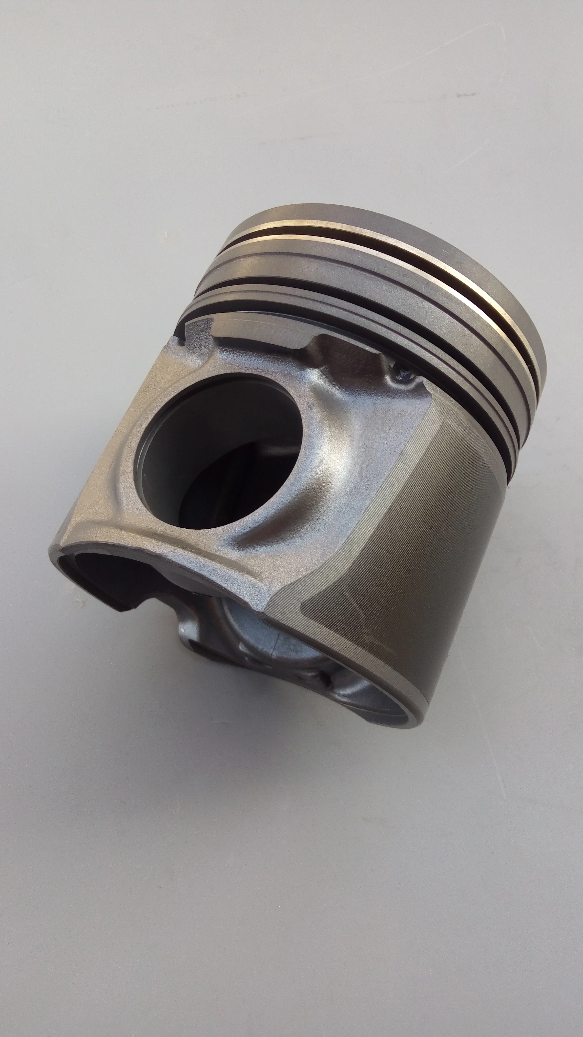 柴油发动机零件 6l 活塞卡车活塞 4987914