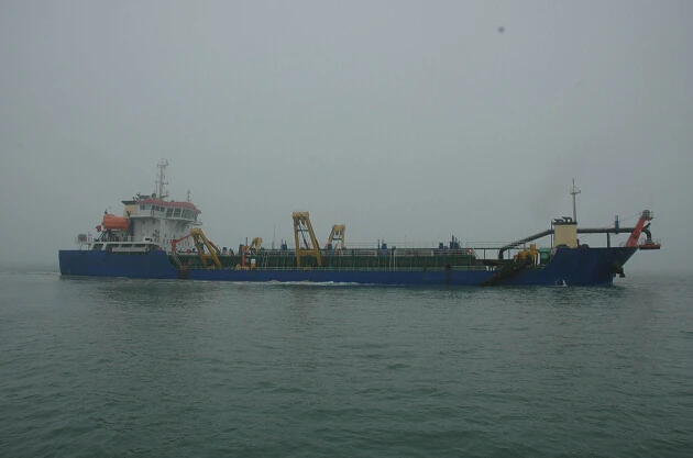 6000CBM TSHD barge.cc.jpg