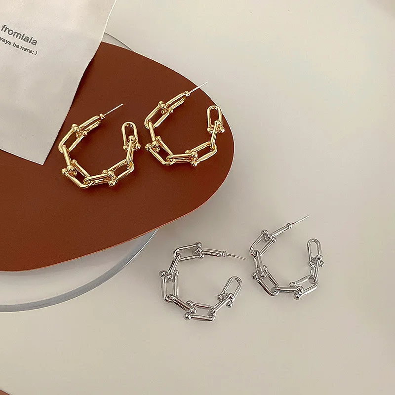 

fashion trendy jewelry chain chunky hoop earrings 2020