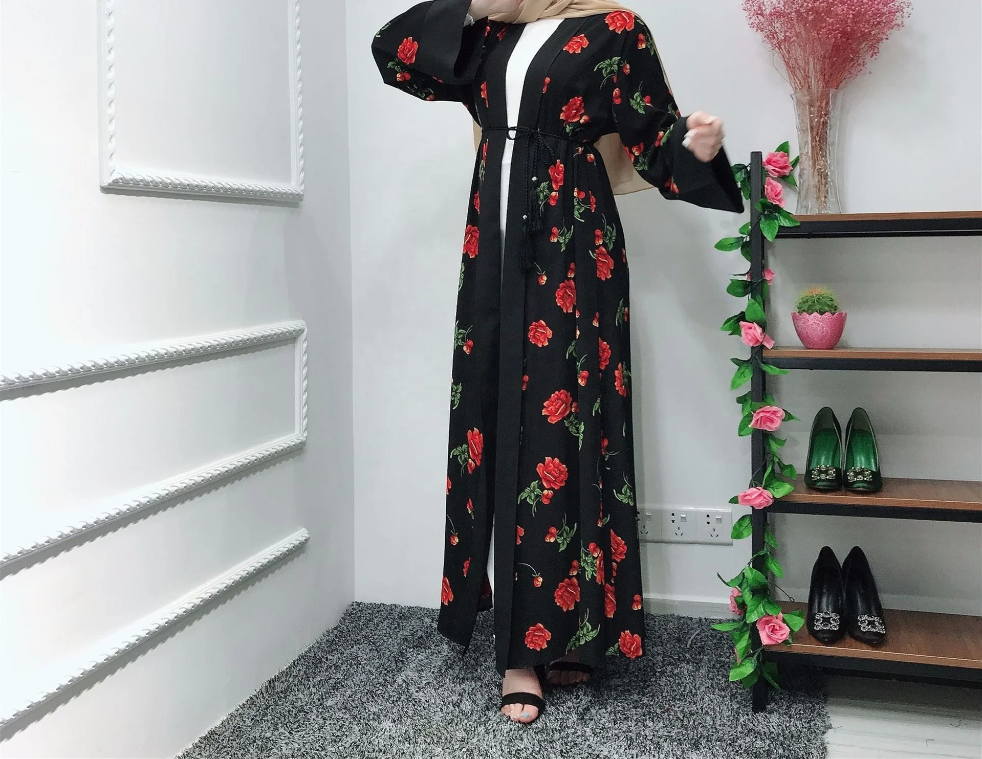

Wholesale Islamic Clothing Muslim Women Floral Long Sleeves Kimono Maxi Abaya With Belt For Casual Dresses, Black