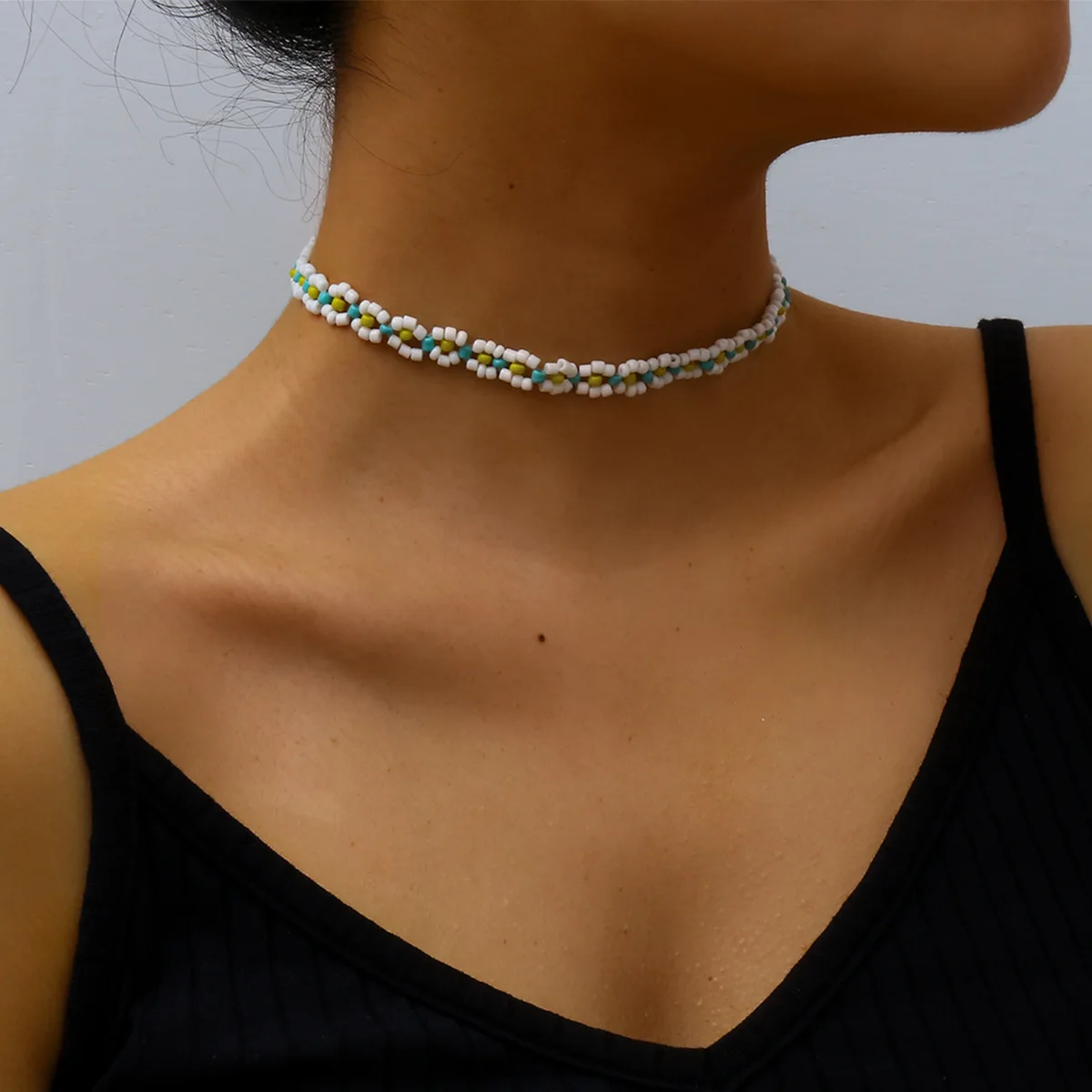 

2020 New Design Colorful Beaded Necklace Fashion Seed Bead Flower Choker Necklace For Women, Picture color