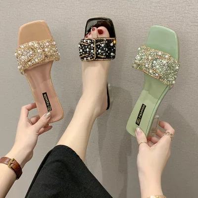 

Transparent mid heeled slippers women 2020 summer new square head bow word slippers plus size sandals