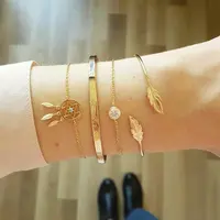

Fashion gold dream catcher bracelet Set for women wholesale N99135