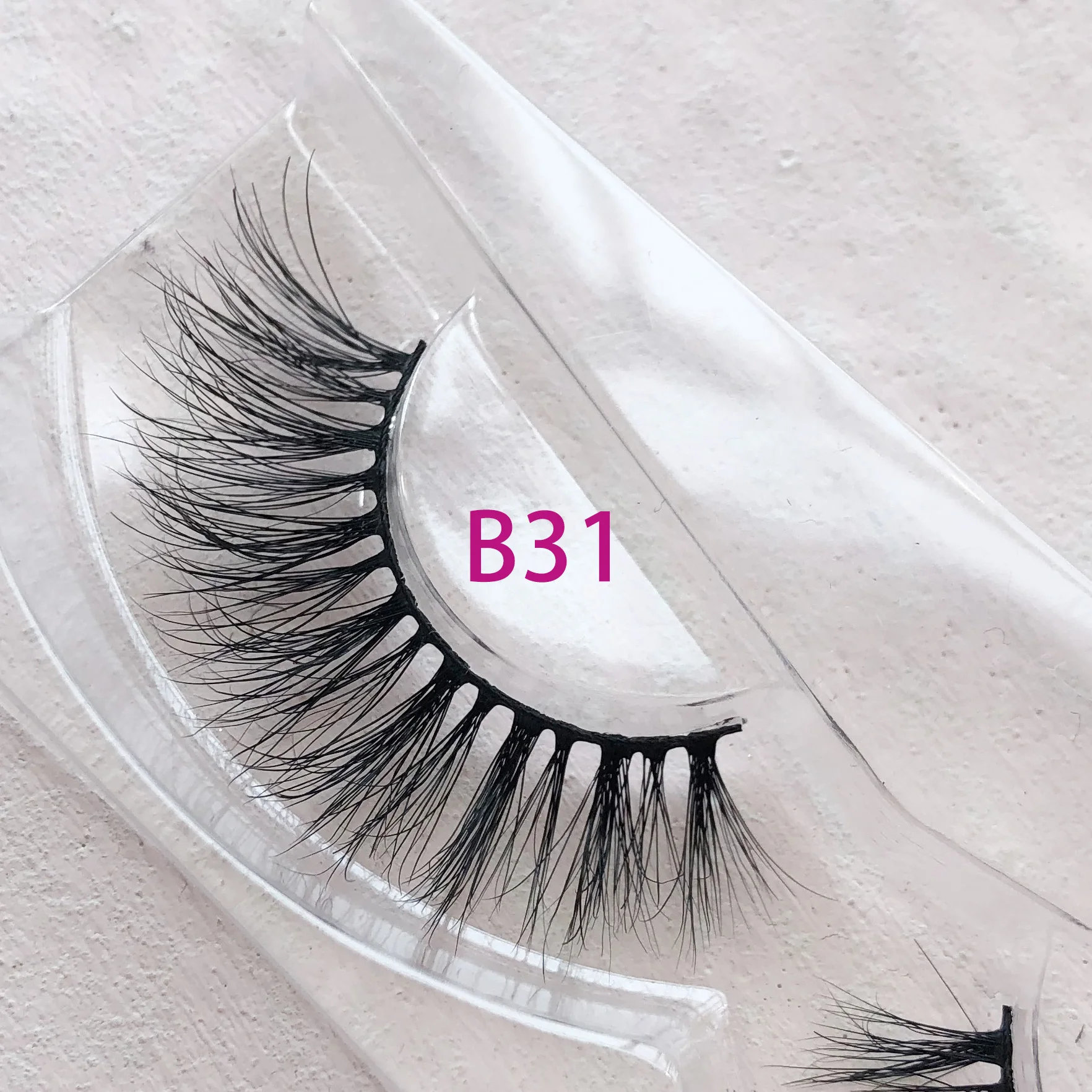 

iShero eyelash packs natural fluffy cat eye wispy 3d mink eyelashes with custom eyelash packaging, Black