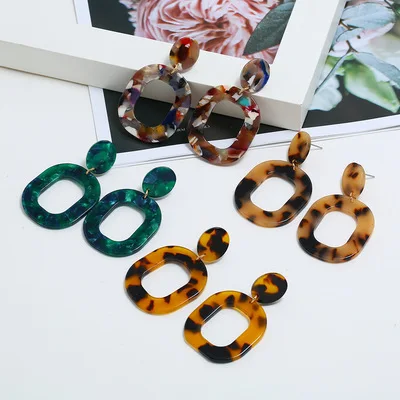 

2021 New Arrivals Designer Good Quality Simple Fashion Square Oval Head Simple Acrylic Acetate Leopard Print Earrings Wholesale