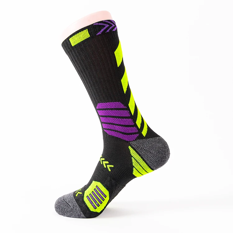 

OEM Wholesale Cycle Athletic Basketball Socks Custom Logo Woman Kids Running Sport Socks Men Socks Winter, As picture shows