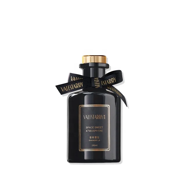 

Wholesale 180ML Luxury black glass bottle Home Fragrance custom Reed Diffuser with gift box