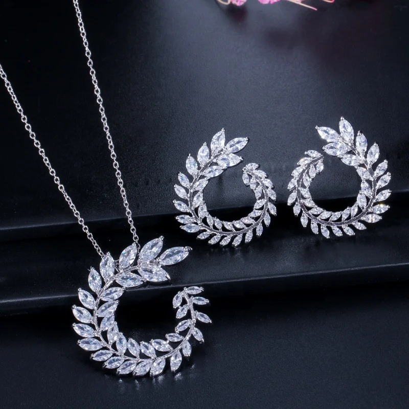 

New Fashion White Gold Big Leaf Shape Green Cubic Zircon Pendant Necklace Earrings Set for Women Party jewelry, Customized color