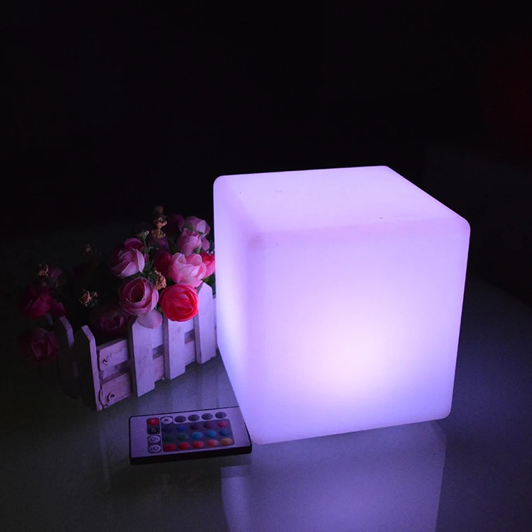 led cube.jpg
