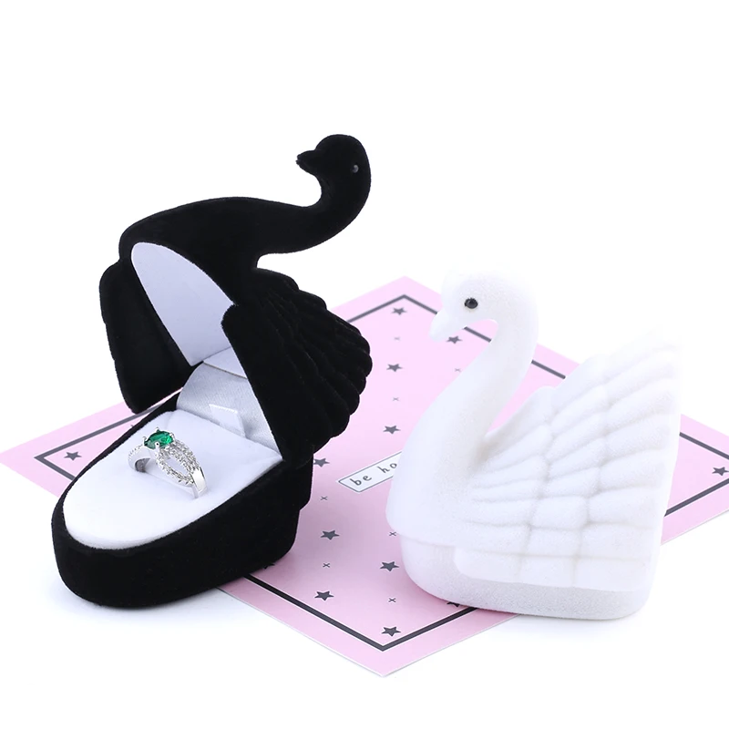 

Lovely swan velvet wedding ring box necklace display swan gift box container pink set boxes for jewelry packaging