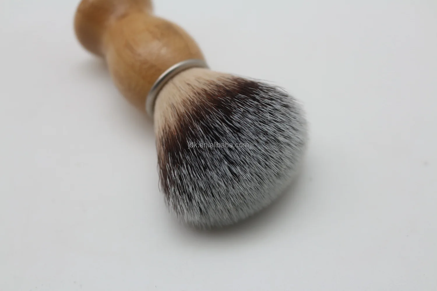 shaving brush synthetic.jpg