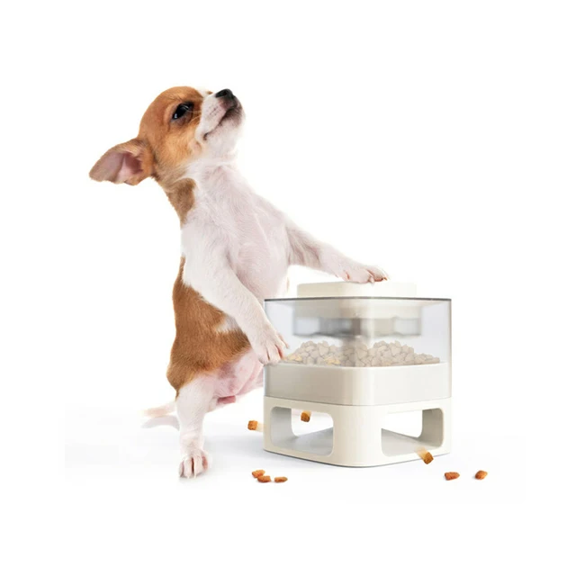 

2021 Feeding Bowl Press to Automatically Leak Food Dog Educational Toys