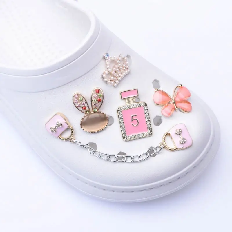 

2020 UNN bling luxury croc designer jibz charms, Custom