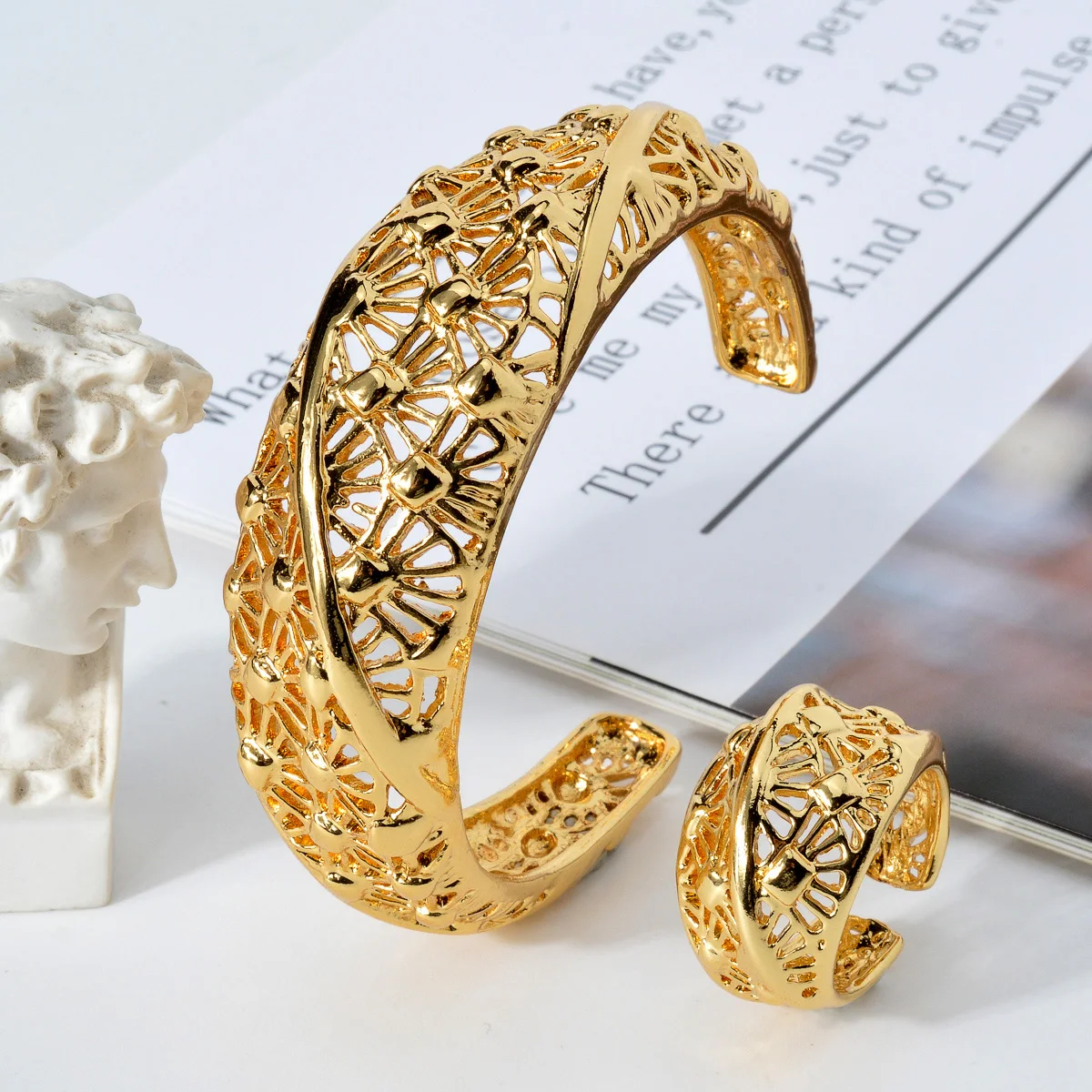 

Dubai 18K Gold Plated Hollow flower Cuff Bracelets ring Wedding Gifts