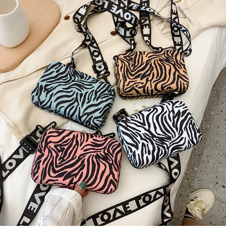 

2021 New Fashion Girls Crossbody Bag PU Leather Luggage Handbags Kids Purse Mini Handbags Women Purse