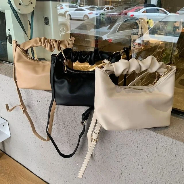 

New Wrinkled Cloud Handbag Niche Design Fashion Messenger Bag Solid Color Street Handbag, Khaki, black, white