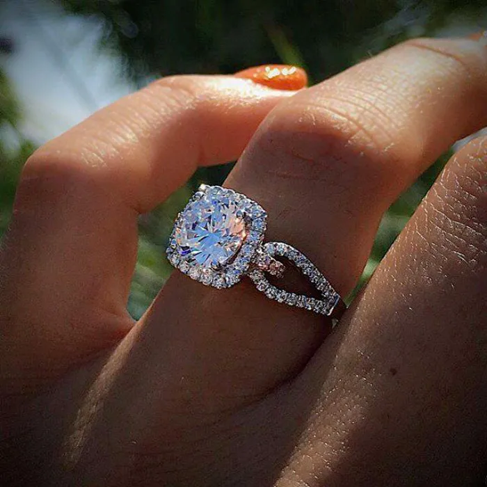 No MOQ INS Fashion Party Jewelry 18k White Gold Plated Zircon Wedding Finger Ring for Women Drop Shipping