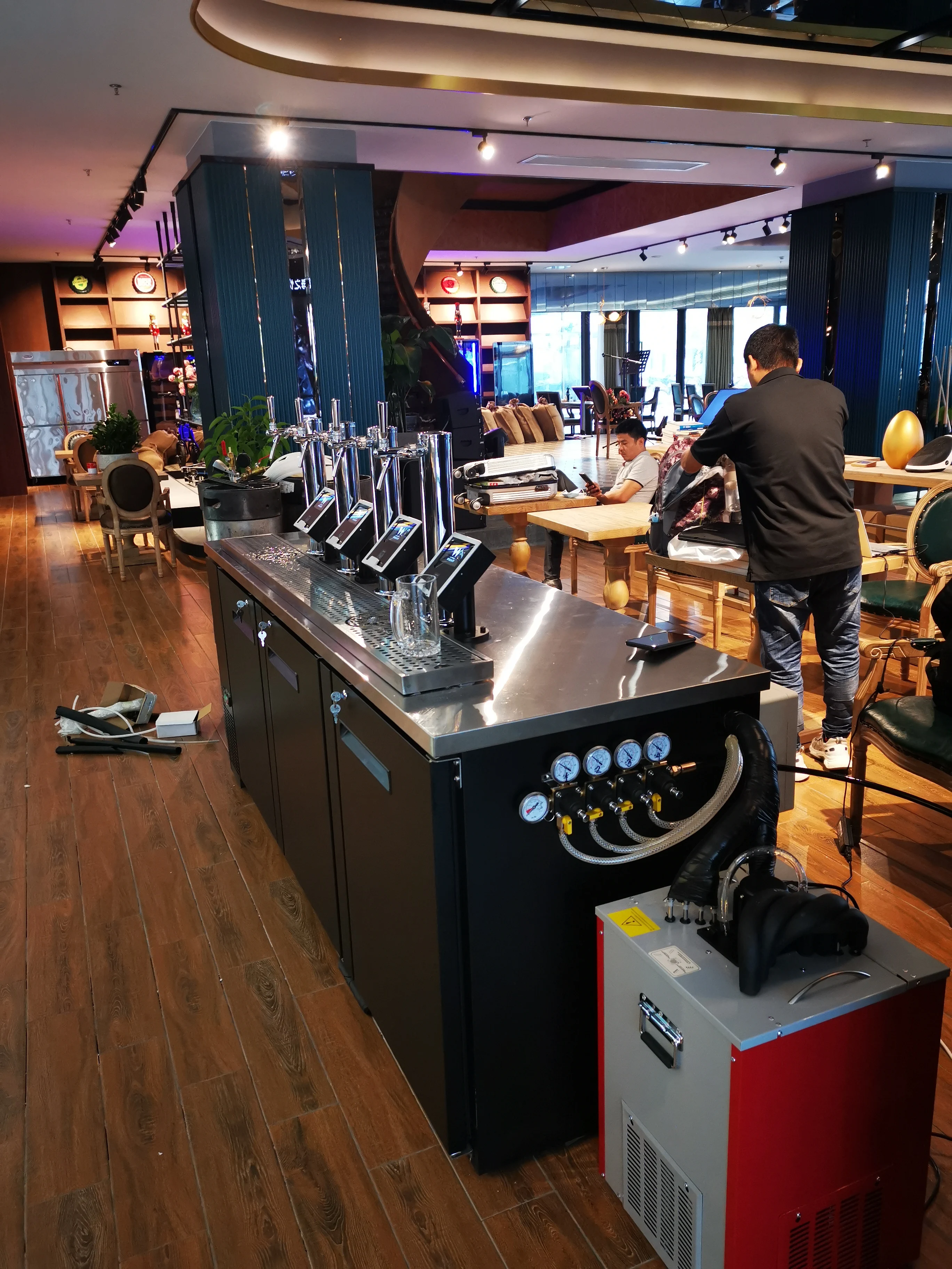 
Self-serve beer tap mobile beer counter kegerator self serve beer cooler 