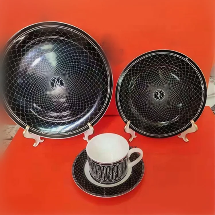 

New Product 4 Pcs Black Color Scale Porcelain Dishes & Plates