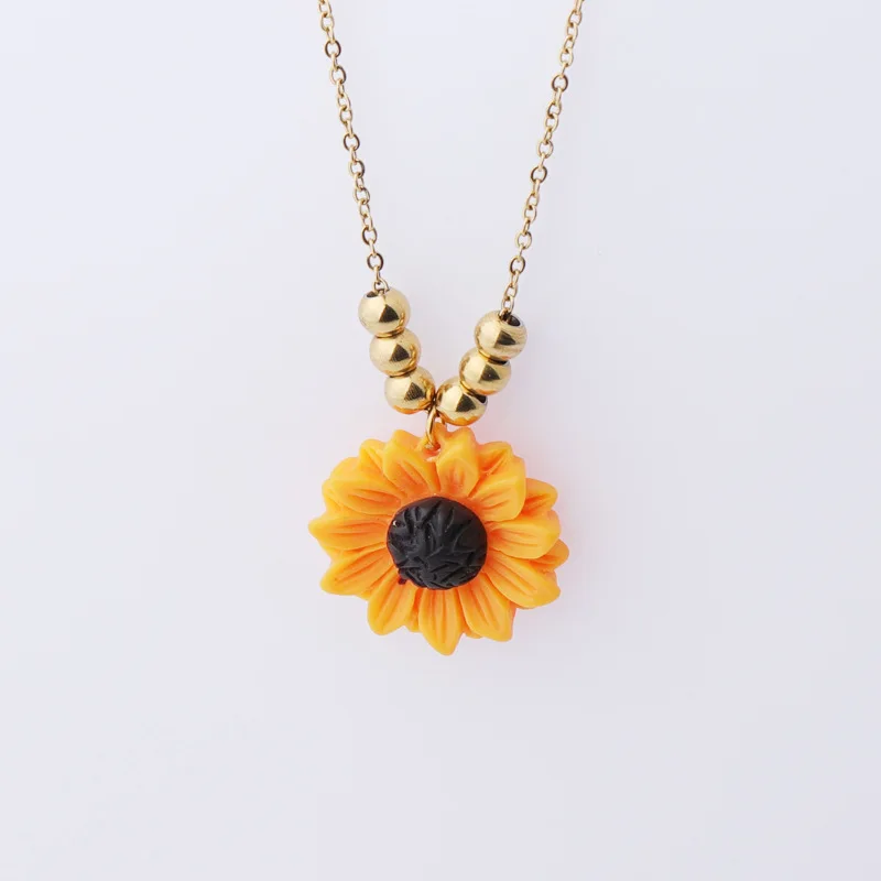 

Sunflower necklace European and American creative personality resin sunflower pendant stainless steel round beads necklace, Gold