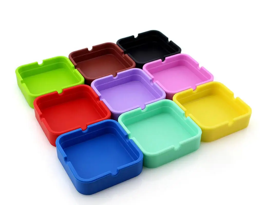 

Creative Square Circular Silicone Ashtray, White/yellow/pink