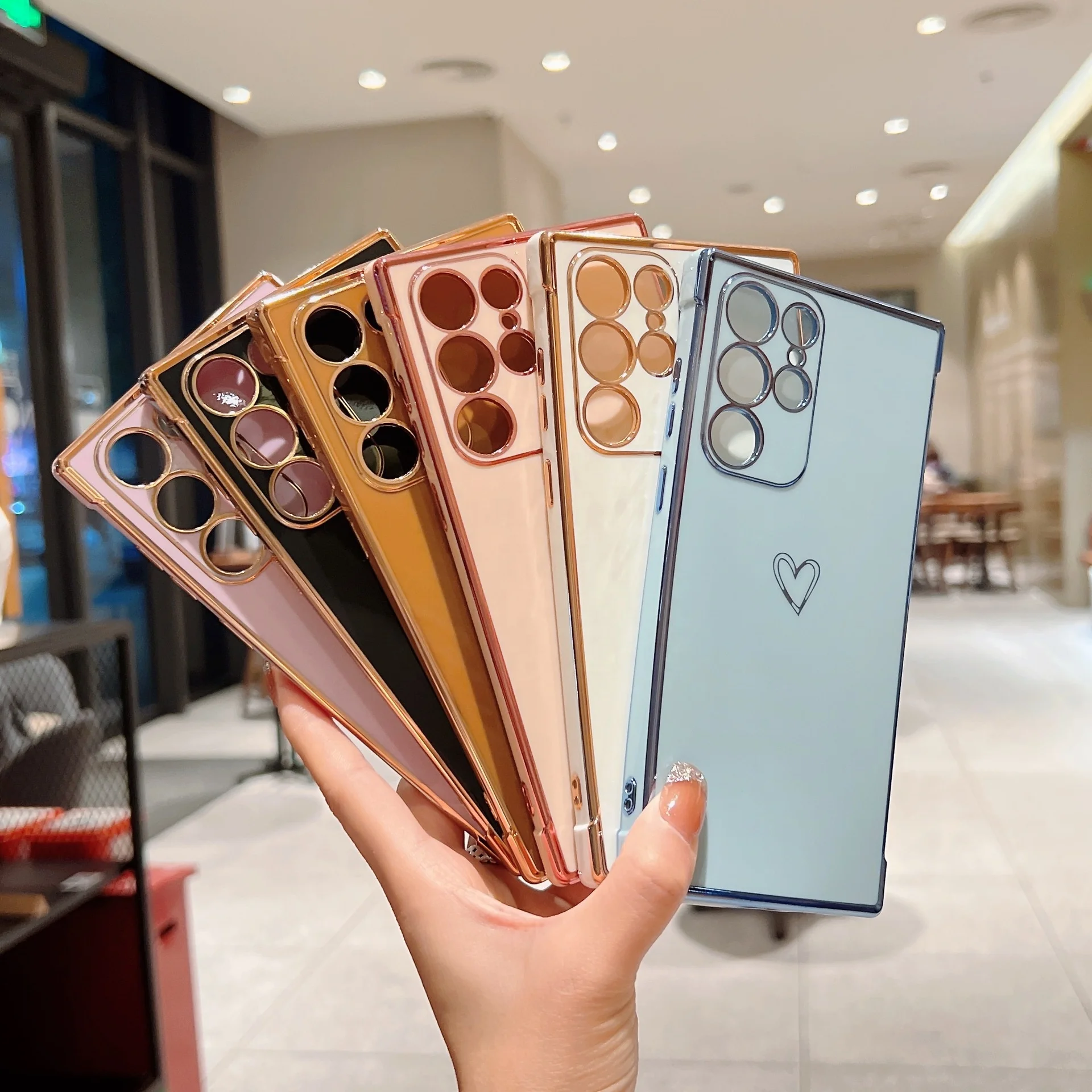 

Cute Side Heart Plating TPU Phone Cover Soft Shell Love Heart Shaped Pattern Phone Case for Samsung Galaxy S22 S23 plus ultra