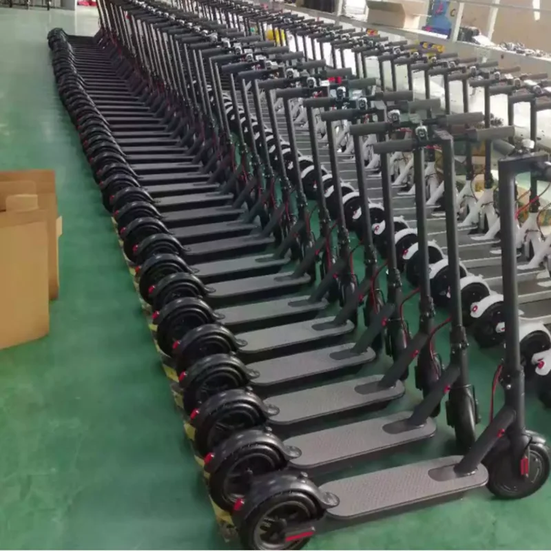

EU warehouse stock 7.5AH 3 color optional strong e power long range dual motor e-scooter electric scooter, Black and white