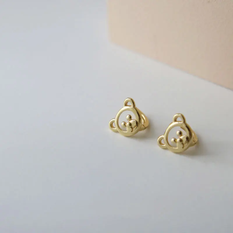 

Dylam Cute Animal Earrings Designer For Girls Sterling Silver Manufacturer Golden Bear head Earrings