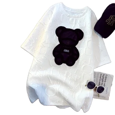

New design bear short sleeve T-shirt loose medium length round neck