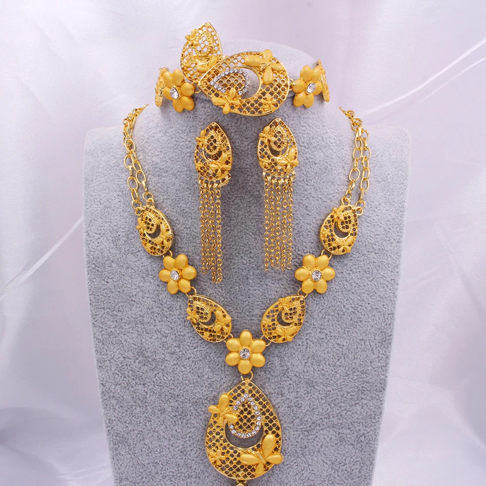 

Women's Wedding Indian Bride Necklace Ring Dubai 24K Gold Jewelry Set African Earring Bracelet Four-piece Set