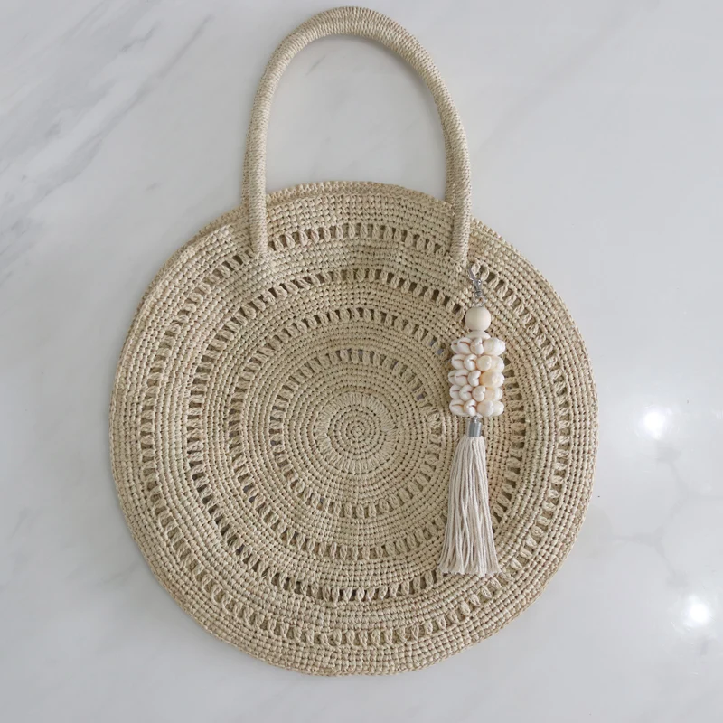 

Fashionable Summer Handmade Round Lafite Weaving Bags Beach Bag With Shell Tassels Large Capacity Single Shoulder Lady Bag