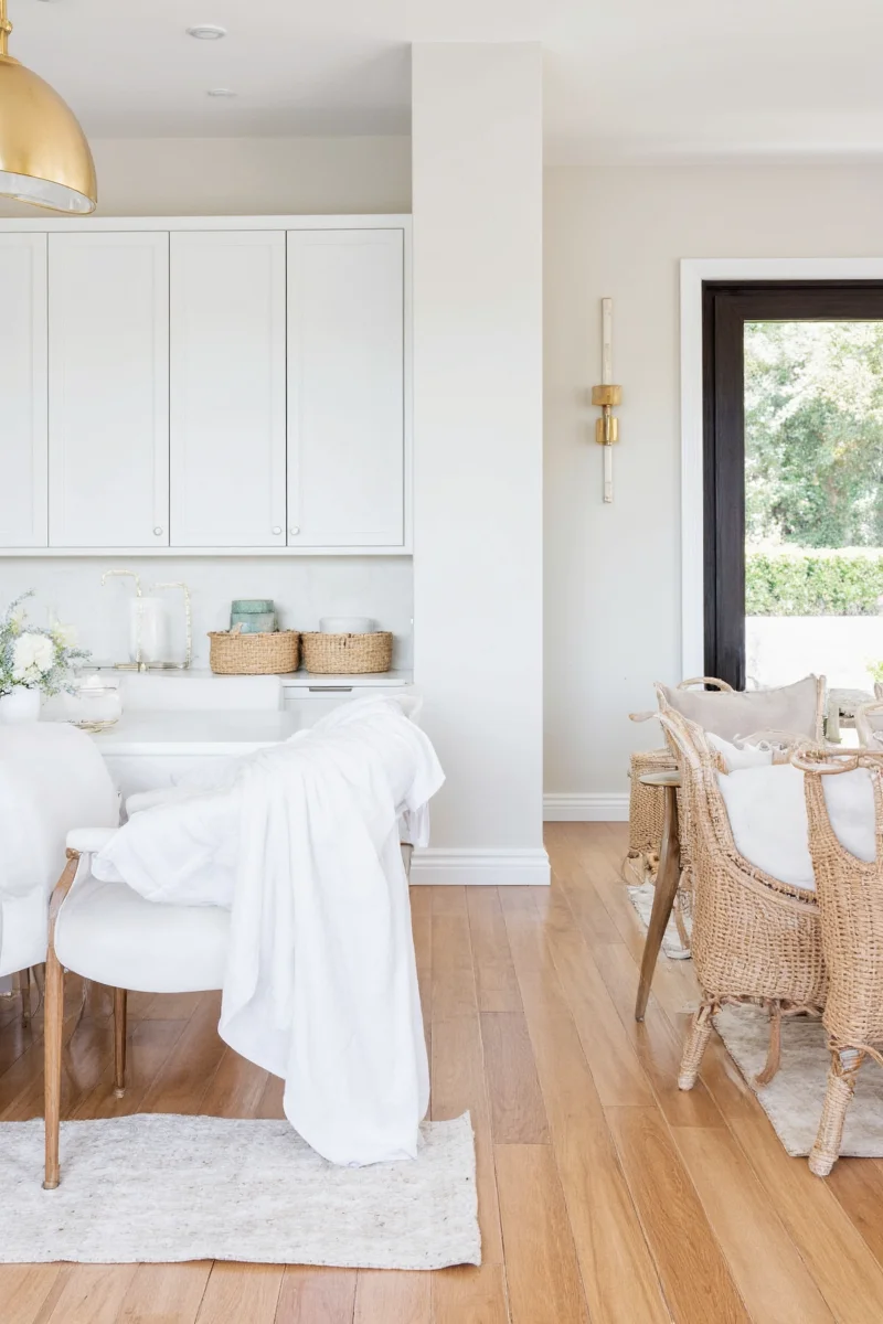 Comparison of budget, mid-range, and premium linen cabinets