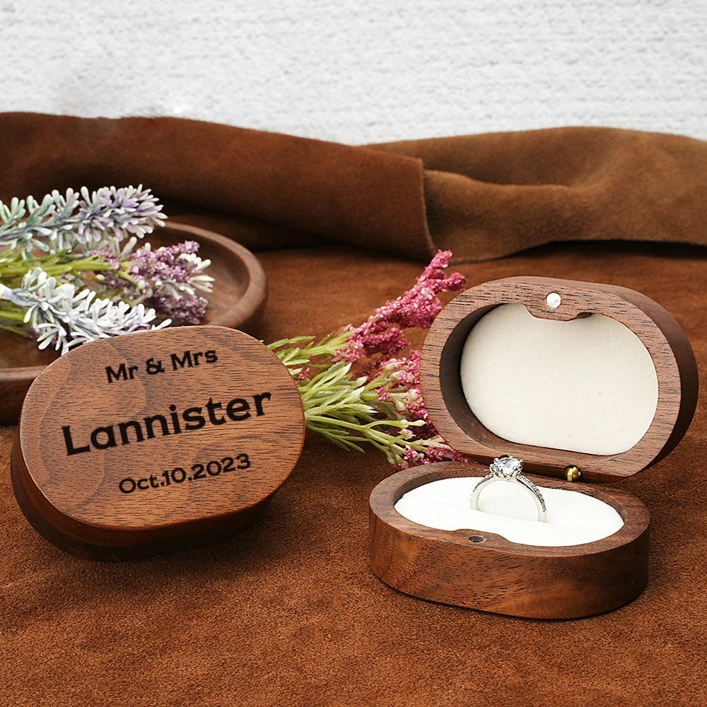Customized Engraved Logo Name Wooden Carved Engagement Ring Box Natural Walnut Wood Case 70x50x35mm 100g Dropshipping Service