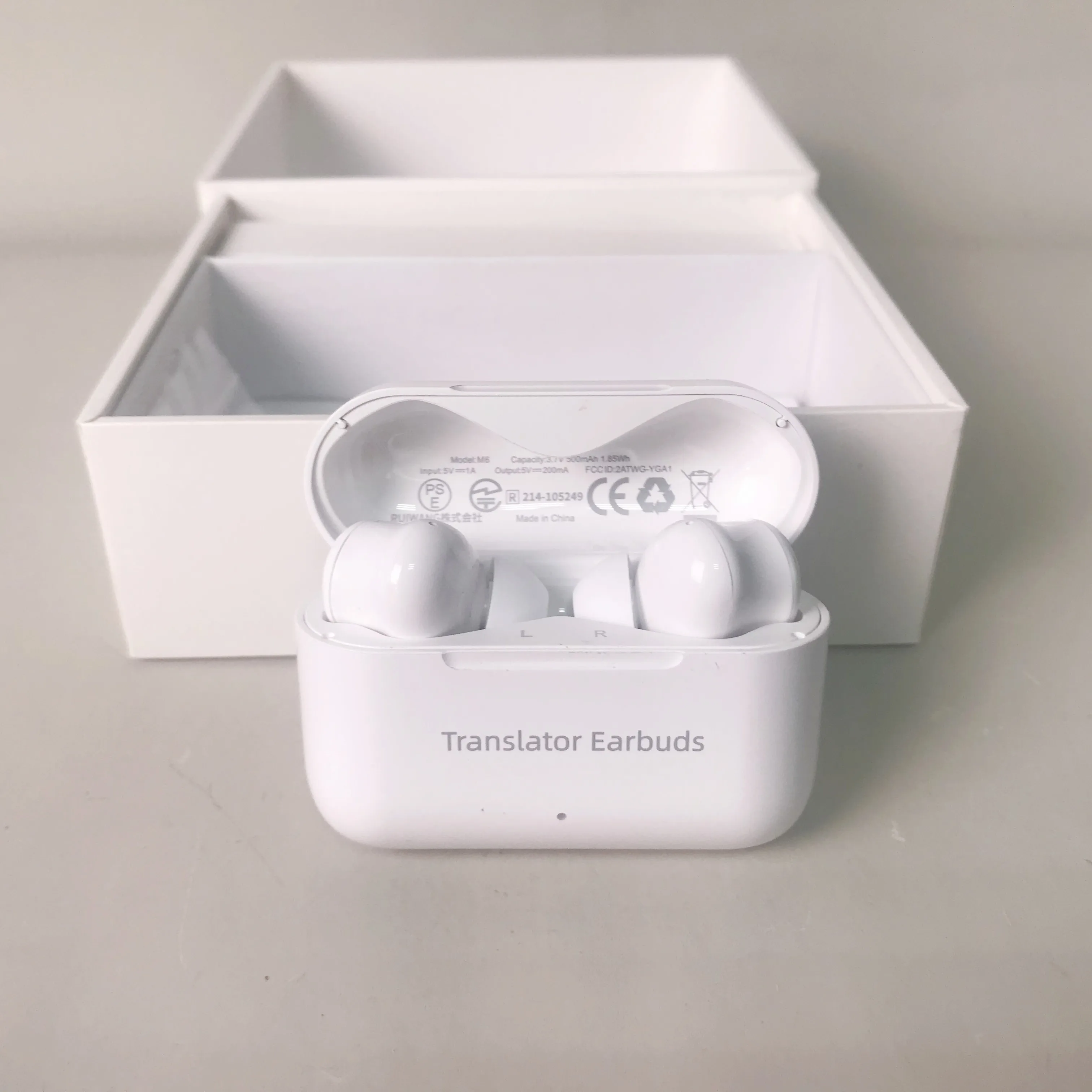 

WTS Smart language translation earbuds instant Translate device earphones Compact wireless headset with 71 Languages, White