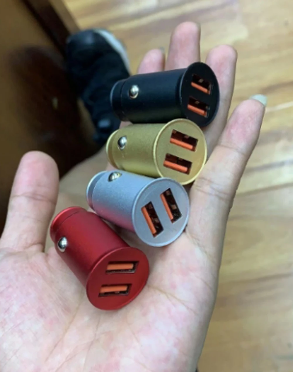 mini car charger 10.jpg