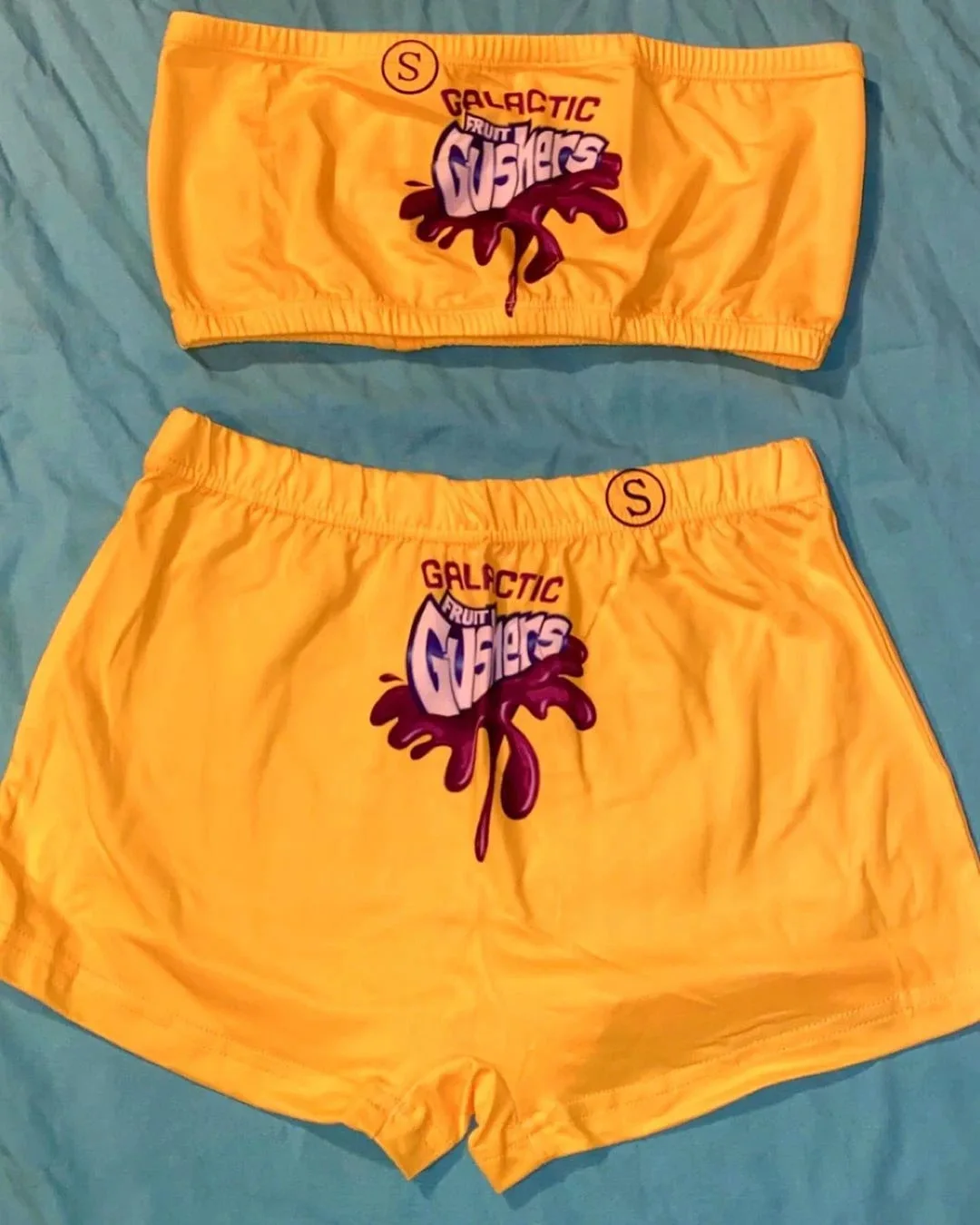 

Free Shipping Women Breathable Booty Body Gushers Snack Tops Two Piece Set shorts Sexy Club Fitness Candy Shorts Skinny Snack