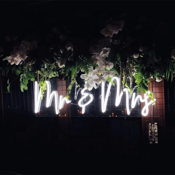 

Hot Sell Wedding Decoration Outdoor Acrylic Custom Neon Sign