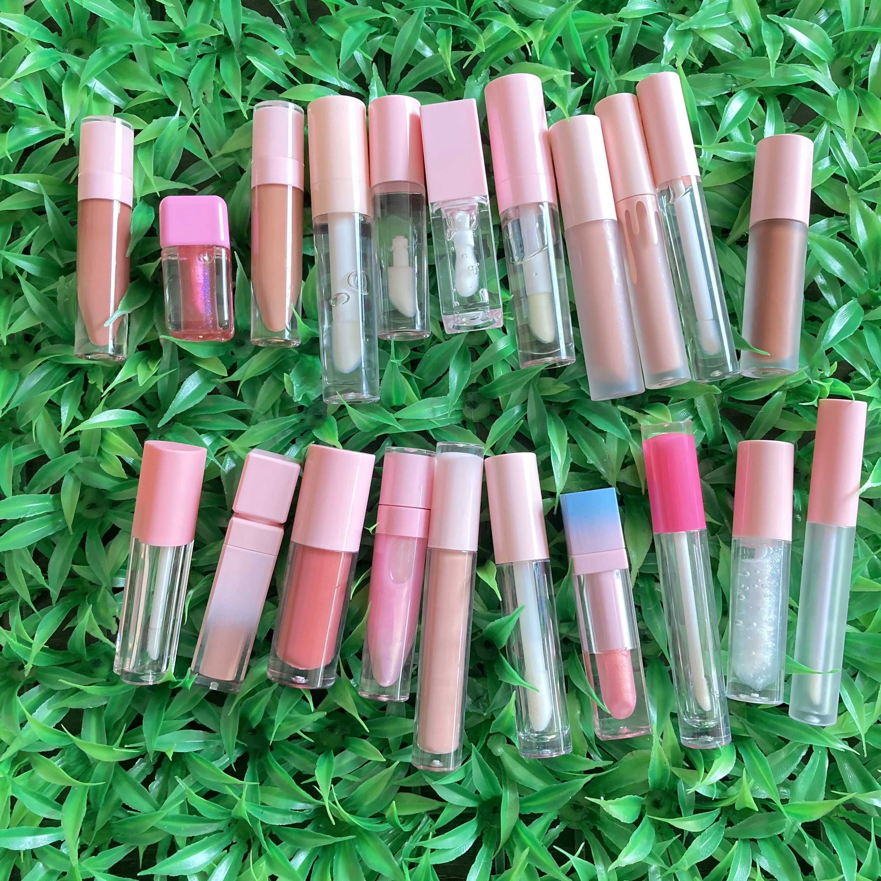 

Lip gloss wholesale 30 color vegan glossy makeup clear nude lip glosses private label
