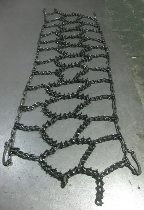 
11.2x24-9.5mm tractor chain with studs 