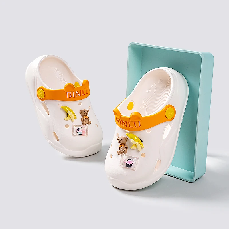 

New Fashion Solid Color Buckle Hollow Children Sandals Soft Sole Casual Shoes with Holes For Daily Wear Kids Summer Sandals