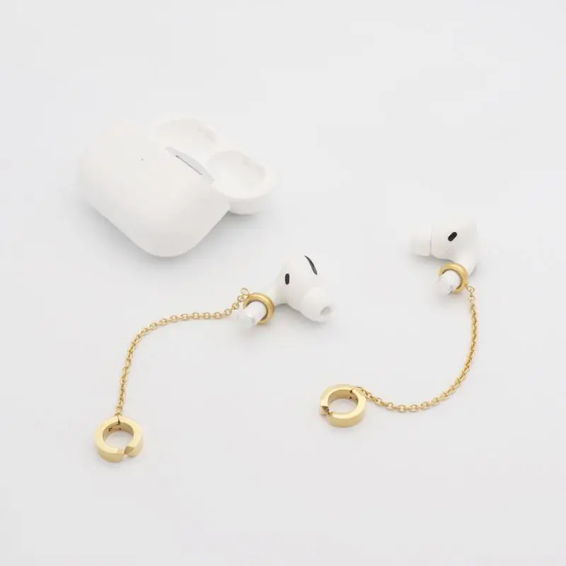 

Chris April in stock 316L Stainless Steel PVD gold plated minimalist anti-lost earphone chain ear cuff