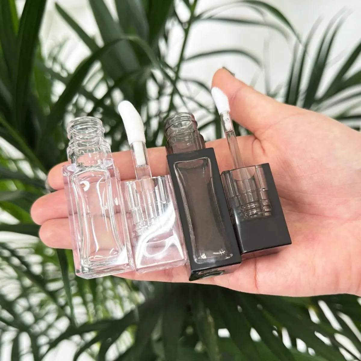 Big Brush 47 Colors Lip Gloss Private Label Luxury Clear Custom Logo Vegan Glossy Lip Gloss