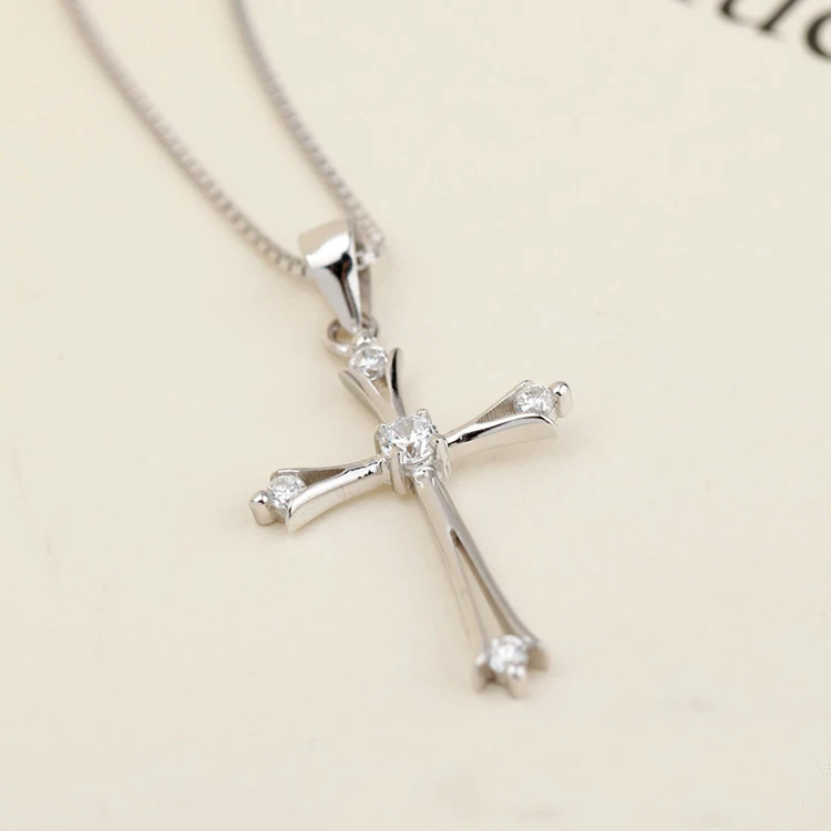 

Fashion Crystal Cross Necklace Custom Chain Cross Pendant Necklace for Women Trendy Jewelry, Silver, gold