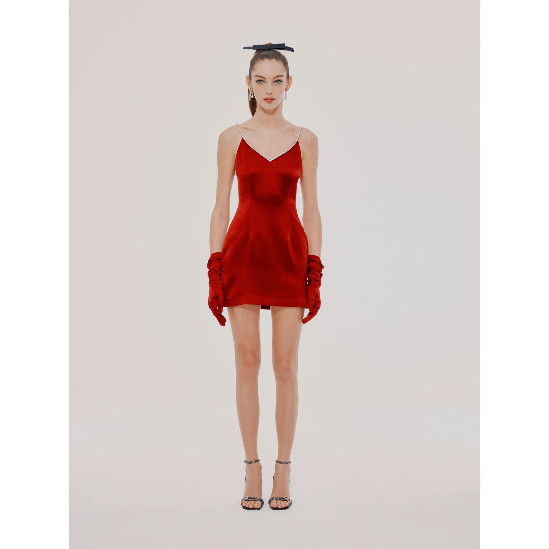 

Solid Color Rhinestone Spaghetti Strap Dress Women V Neck Sleeveless Chic Bow Tie Hollow Out Bodycon Mini Dress