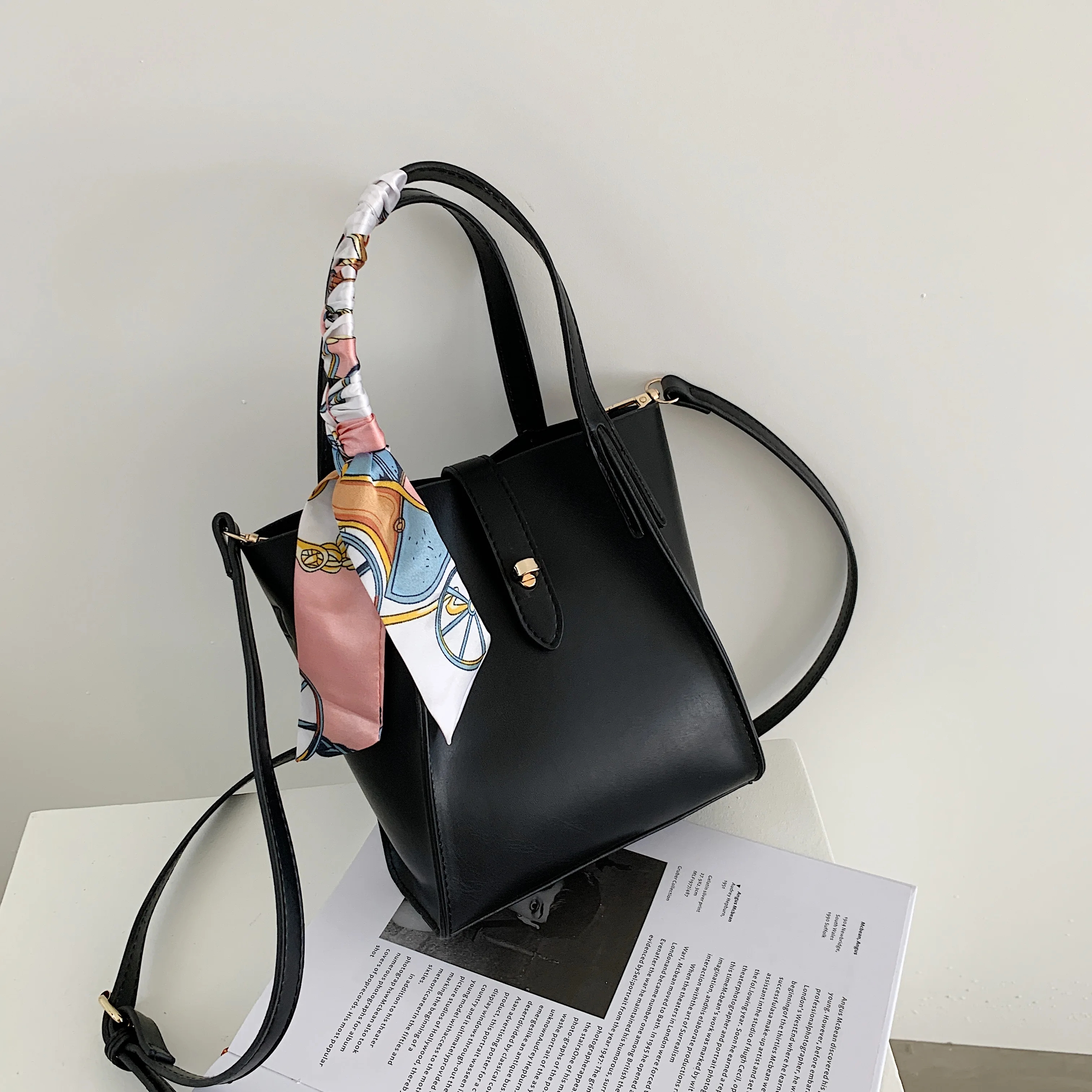 

2021 Fashion women shoulder bag small handbags luxury brand purses korean bags